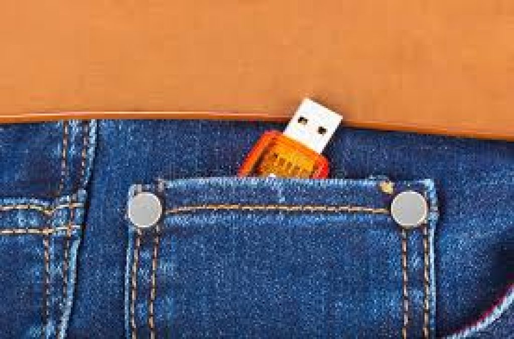 jeans pendrive